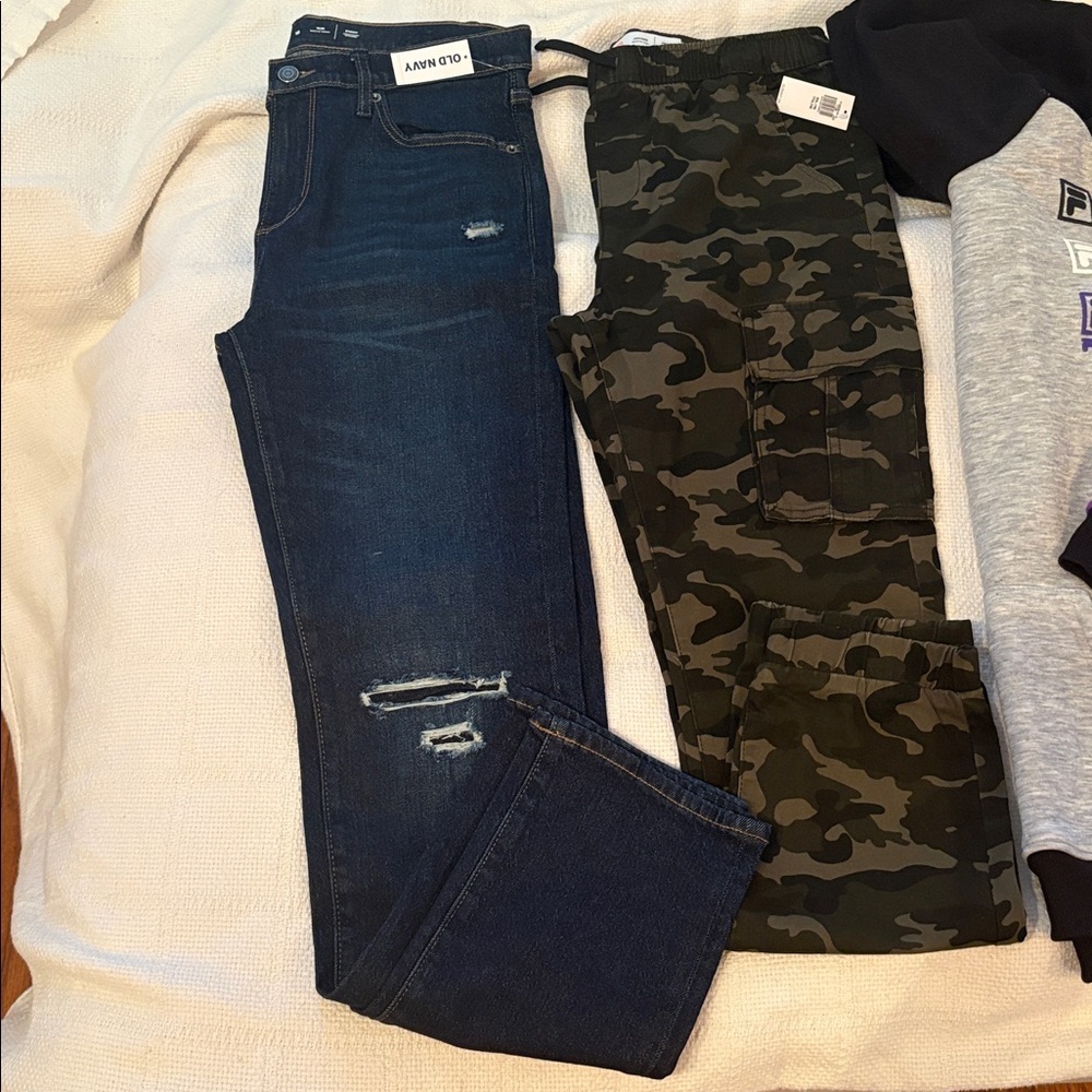 BNWT Old Navy Adjustable Pants & Filas Hoodie - Picture 2 of 8